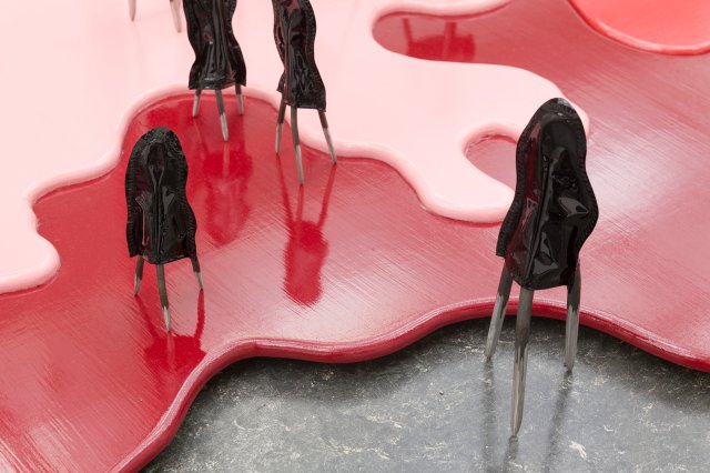 To Carry Elusive Pale Drops