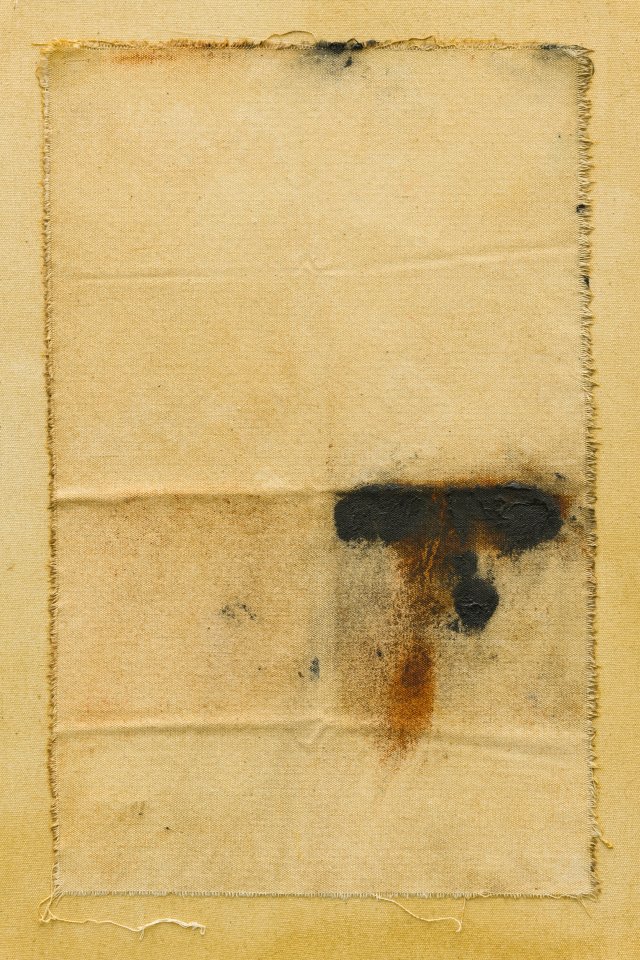 To Dance Simultaneously - Everything Hangs by a Thin Thread og Expensive Habits - In Contract with Yourself