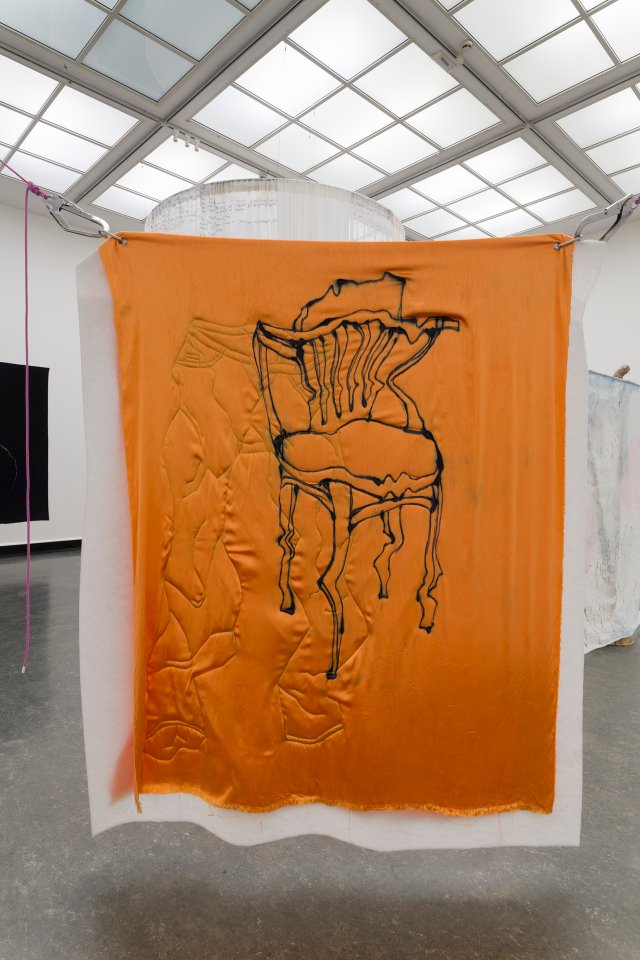 an old dyke in the flesh who is an emblem for the rest/Tissue